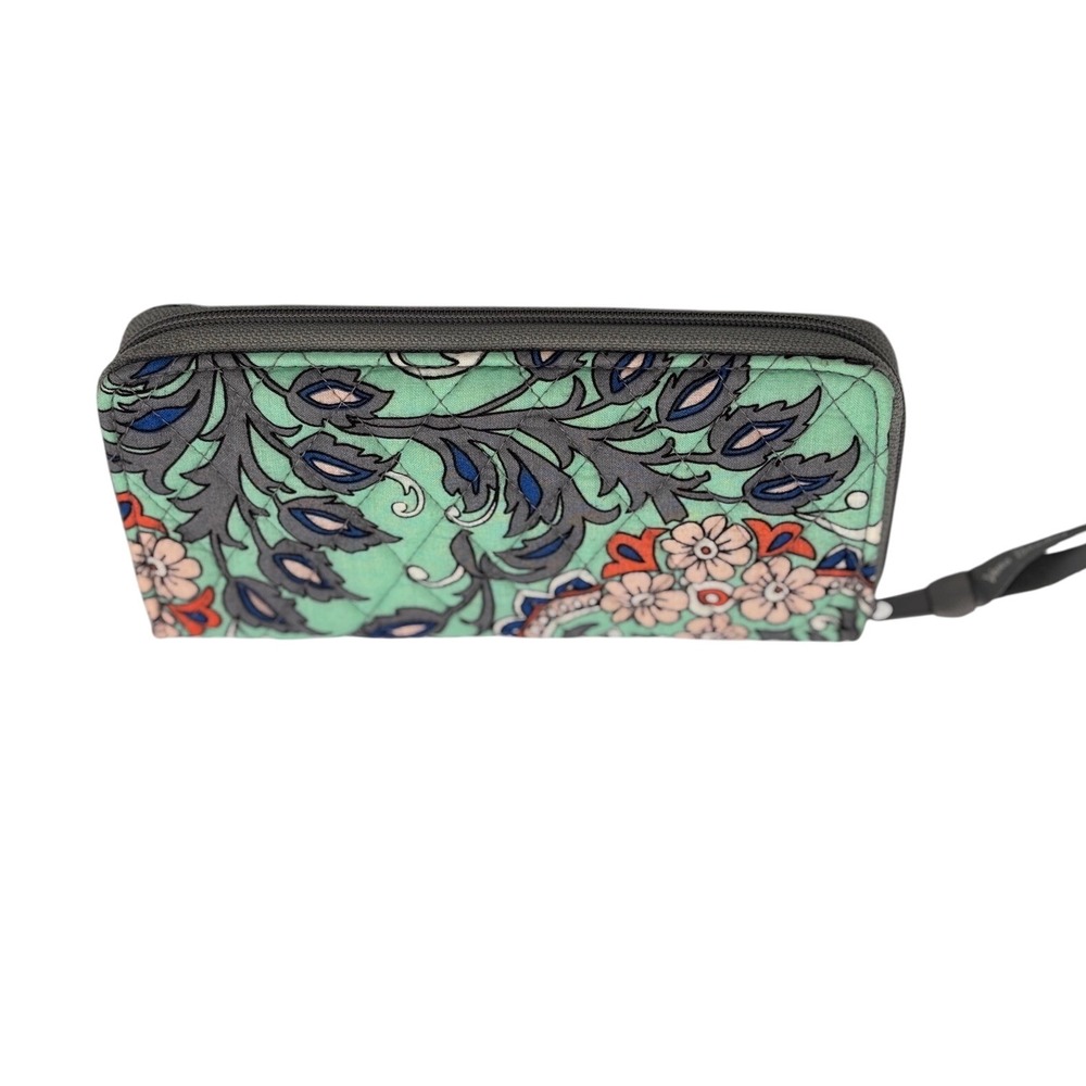 Vera Bradley Heather Zip Around‎ Wallet NWT Retired Paisley Green Blue Pink $65